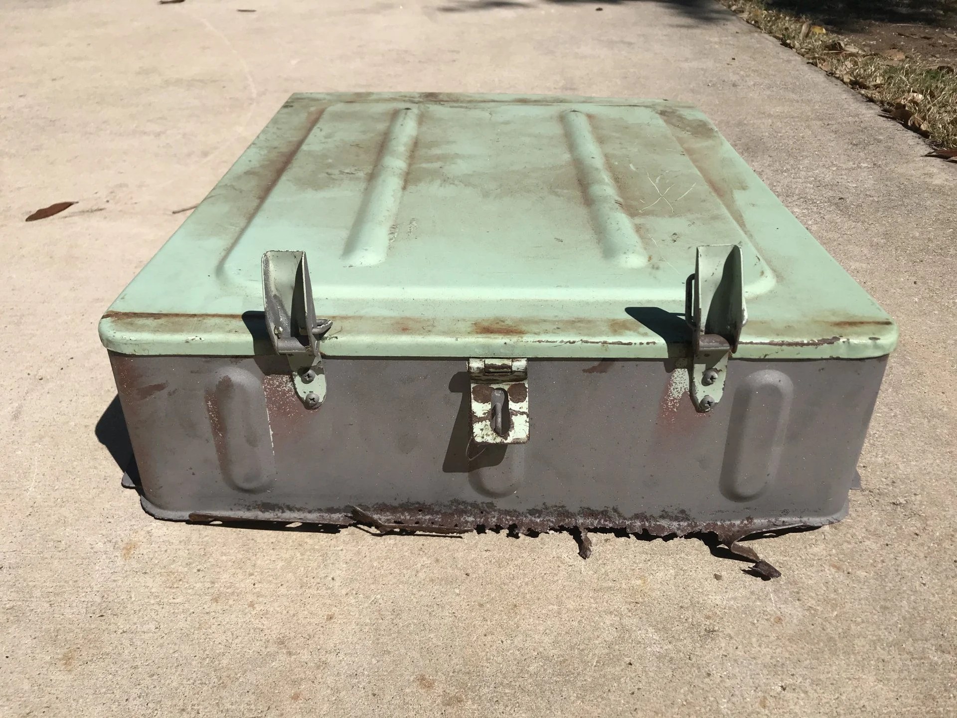 Wanted Fj40 Under seat Tool box/seat mount IH8MUD Forum