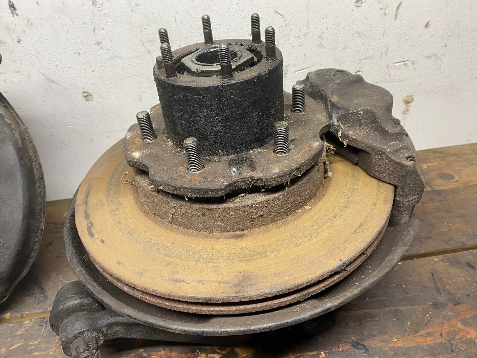 SOLD Fj60 disc brake knuckles out + rebuild parts IH8MUD Forum