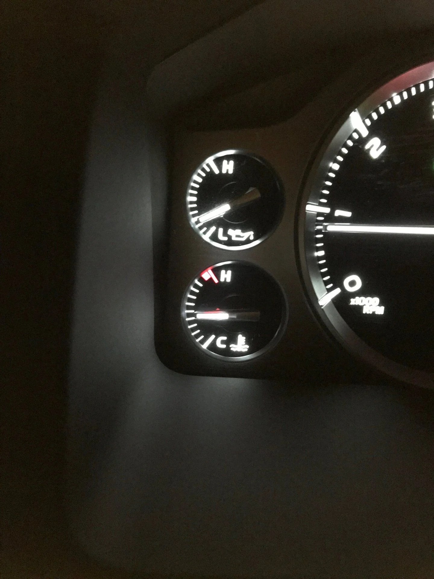 Is this normal oil pressure. IH8MUD Forum