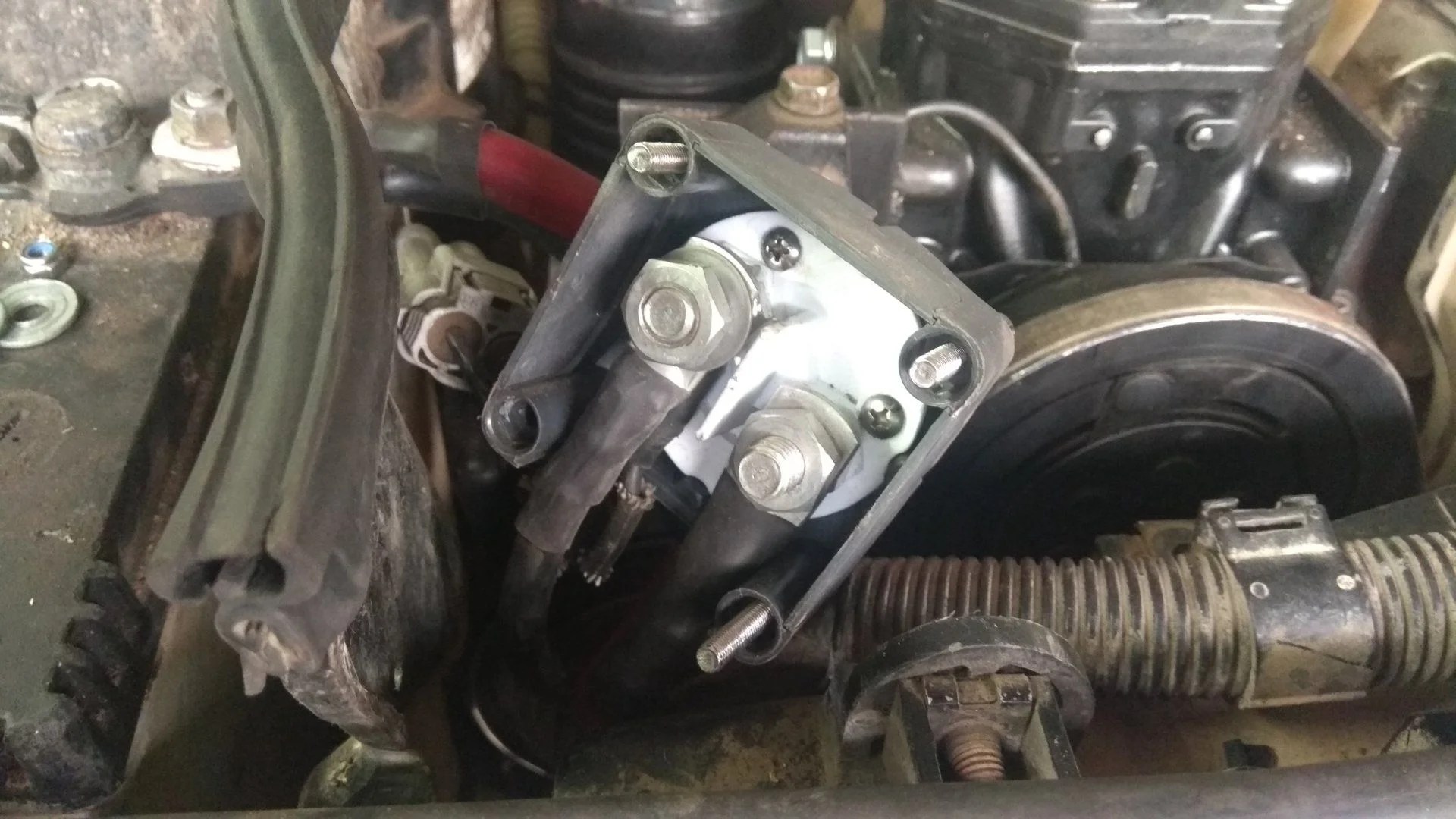 Post Your Auxiliary Battery/Fuse Box/Power Setup | IH8MUD Forum