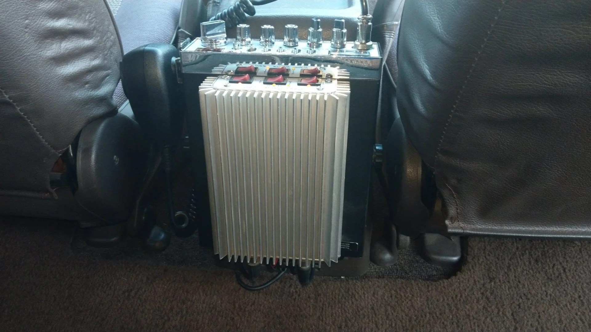 CB radio install | IH8MUD Forum