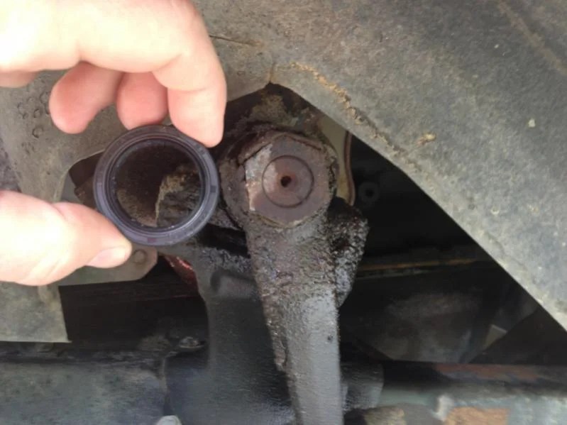 Steering box seal IH8MUD Forum