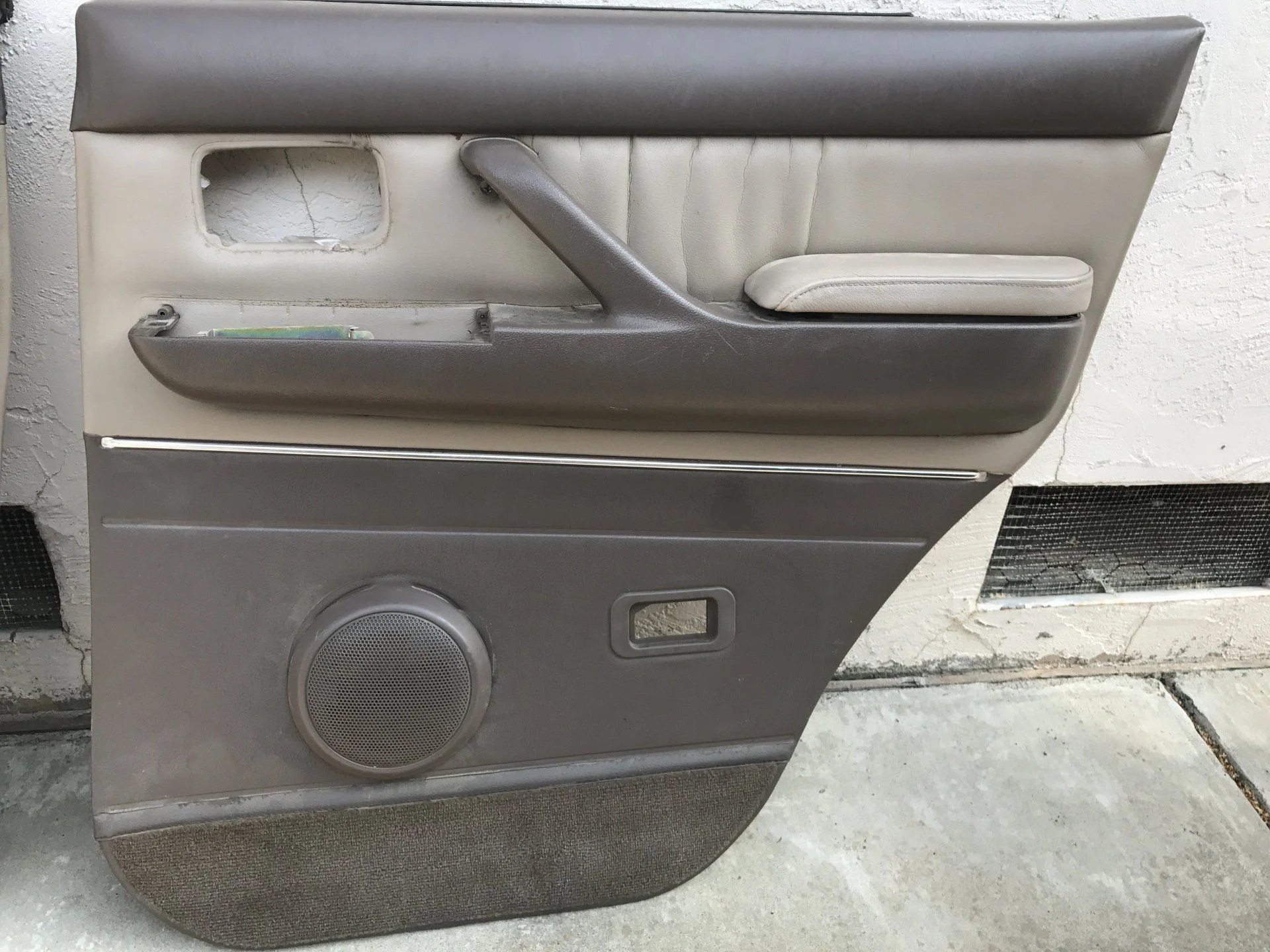 For Sale - 95-97 door panels | IH8MUD Forum