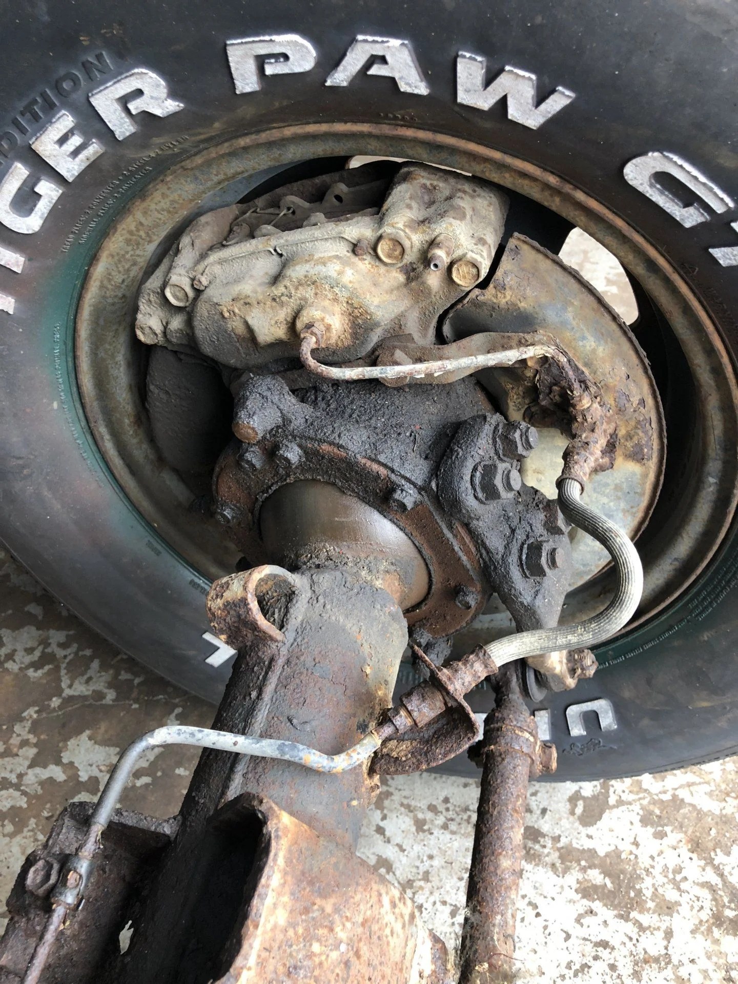 For Sale 1986 Bj74 disc brake front axle + parking brake