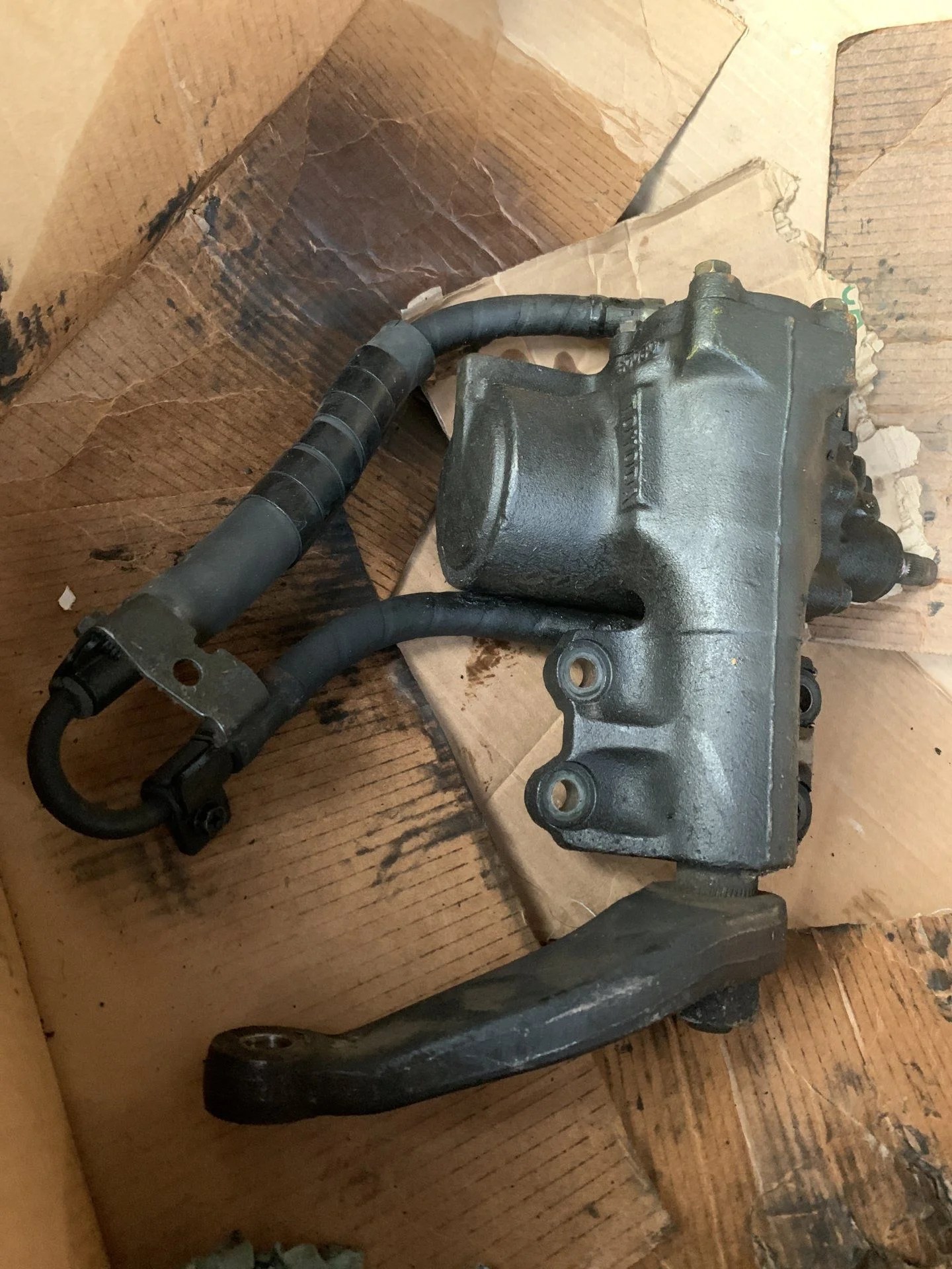 SOLD - Steering gear box | IH8MUD Forum