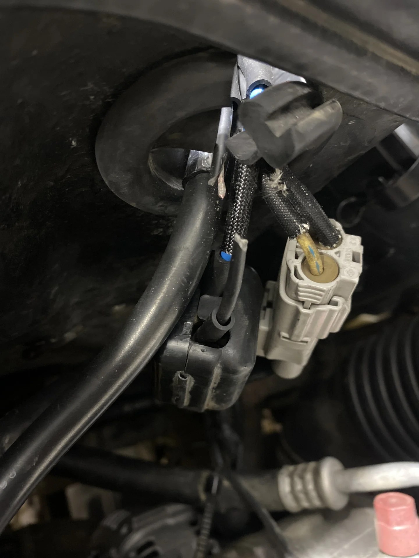 Hdj81 fusible link blows instantly IH8MUD Forum