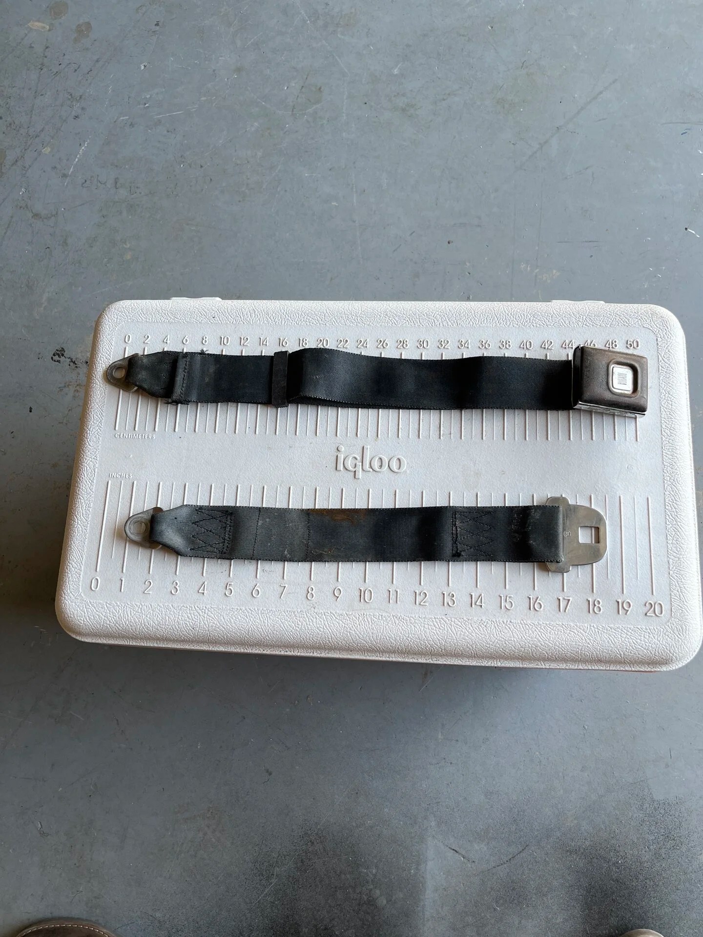 For Sale - FJ40 (FJ55?) seat belt | IH8MUD Forum