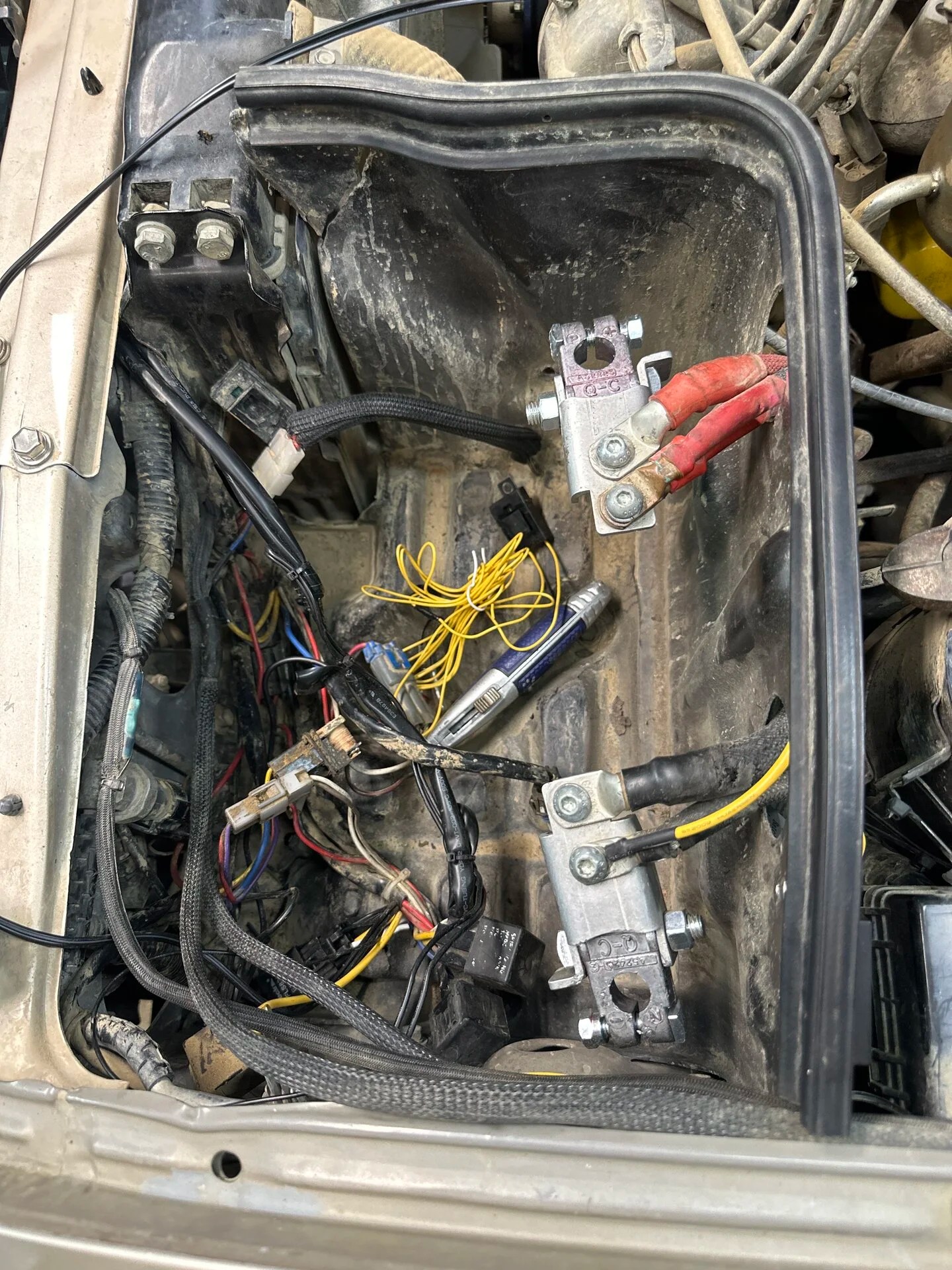 RTH Needed: 80 Series /ARB Intensity install into Slee harness | IH8MUD