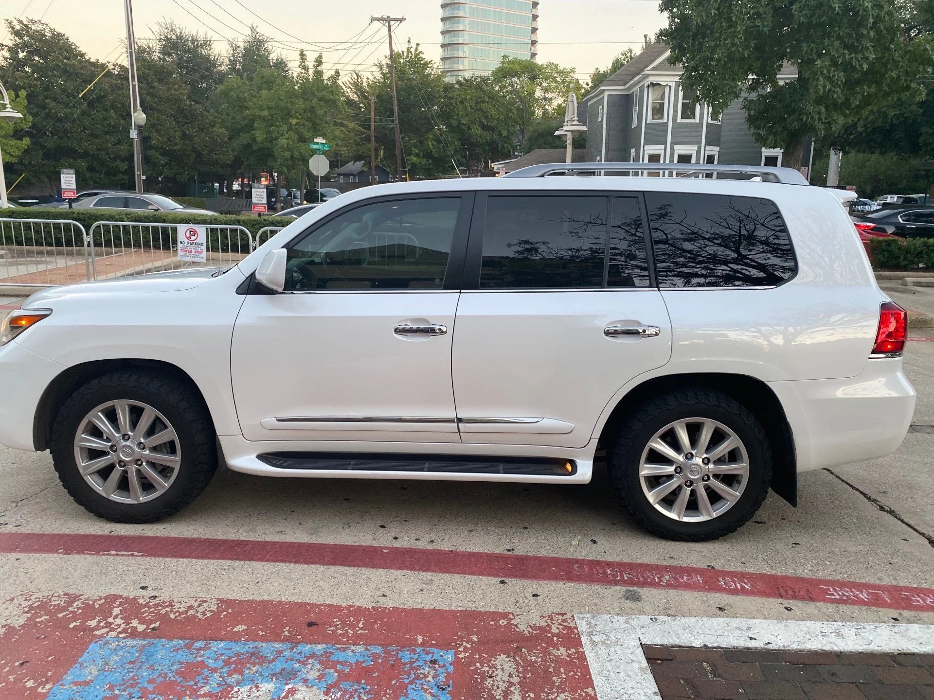 For Sale - 2009 LX 570 Dallas TX | IH8MUD Forum