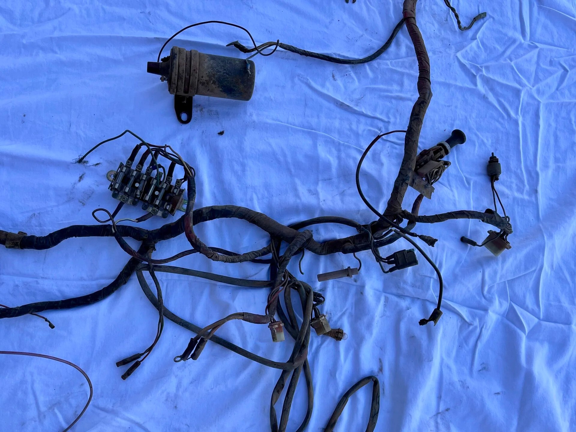 SOLD 1970 FJ40 wiring harness. IH8MUD Forum