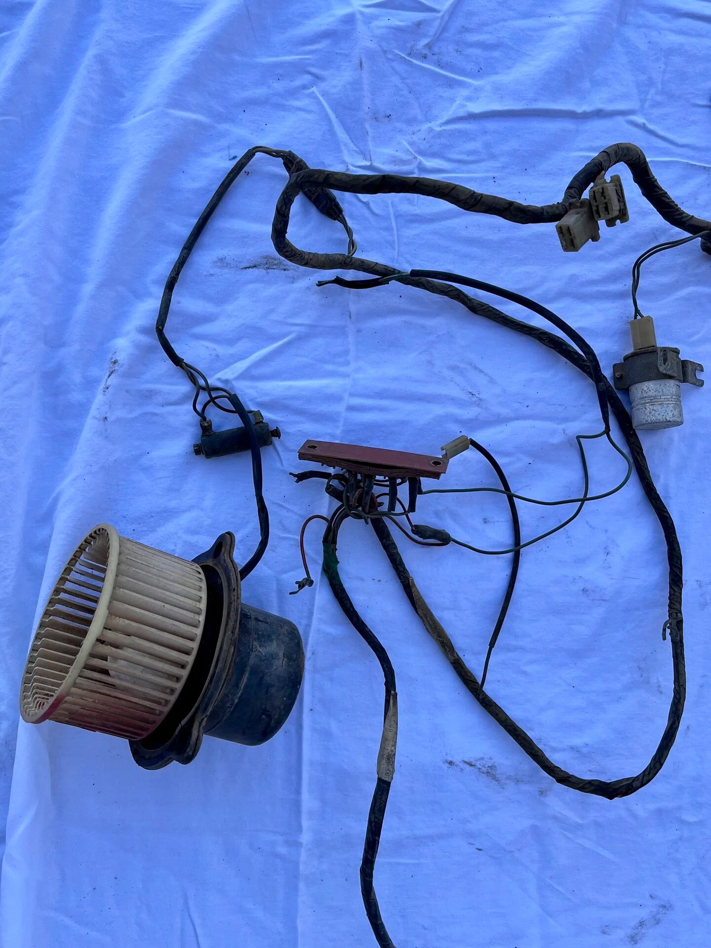 SOLD 1970 FJ40 wiring harness. IH8MUD Forum