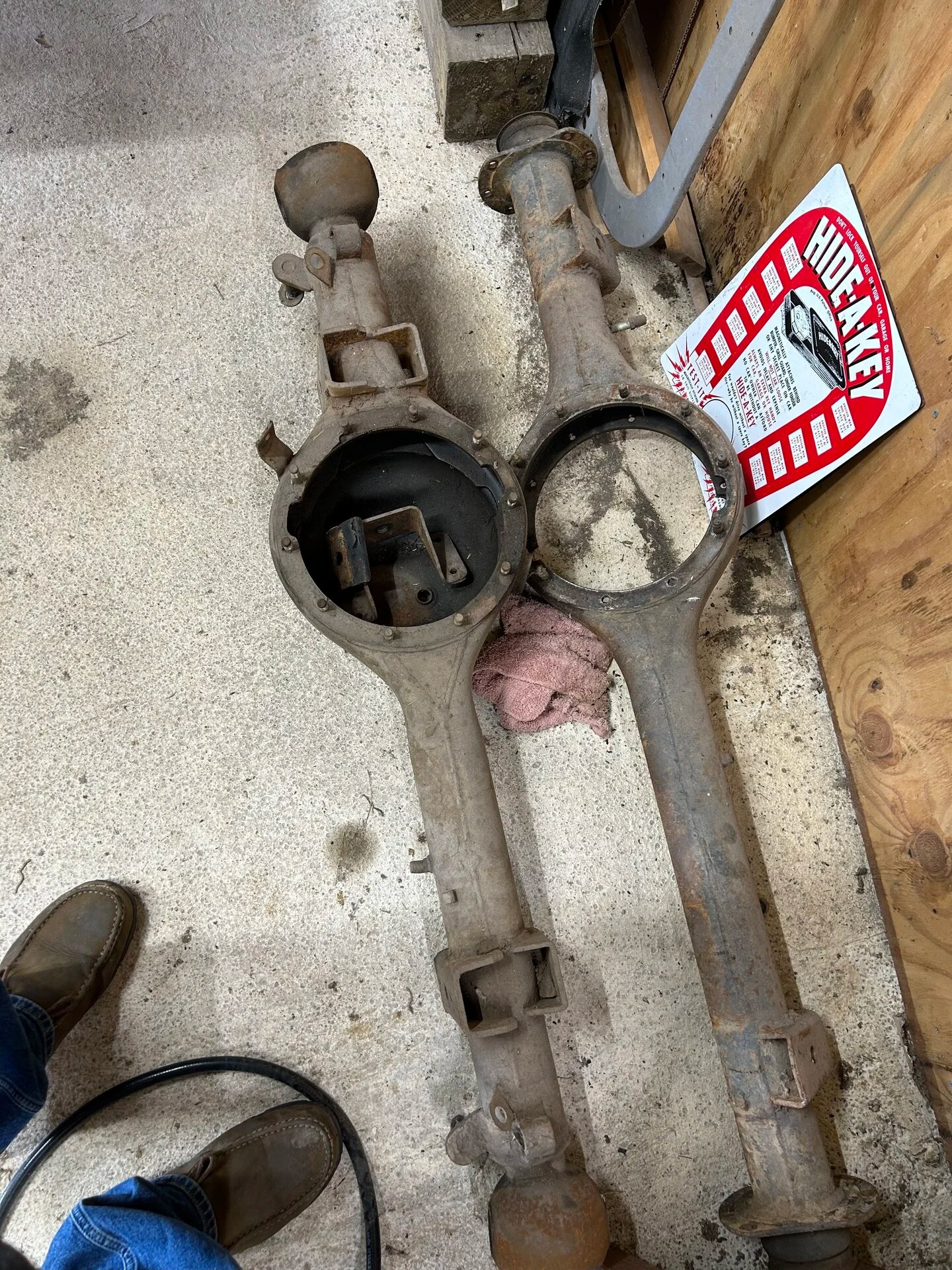 SOLD Fj40 axle housings IH8MUD Forum