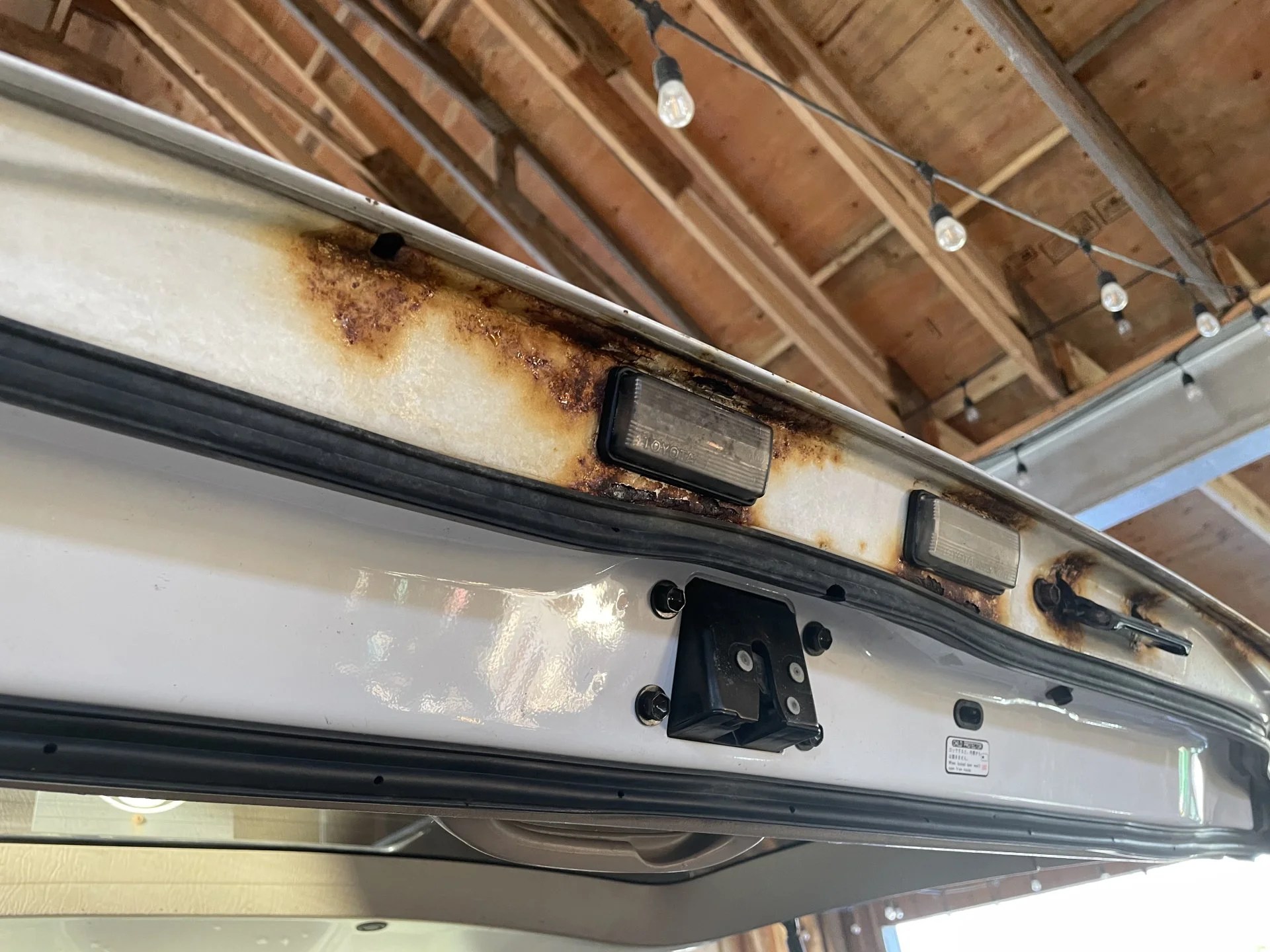 Rear hatch and tailgate RUST repair! IH8MUD Forum