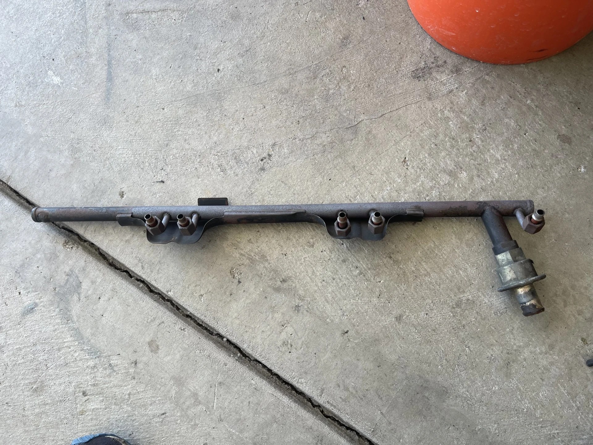 SOLD Nevada 2F Intake/Exhaust manifold w/carb and smog tubing stuff