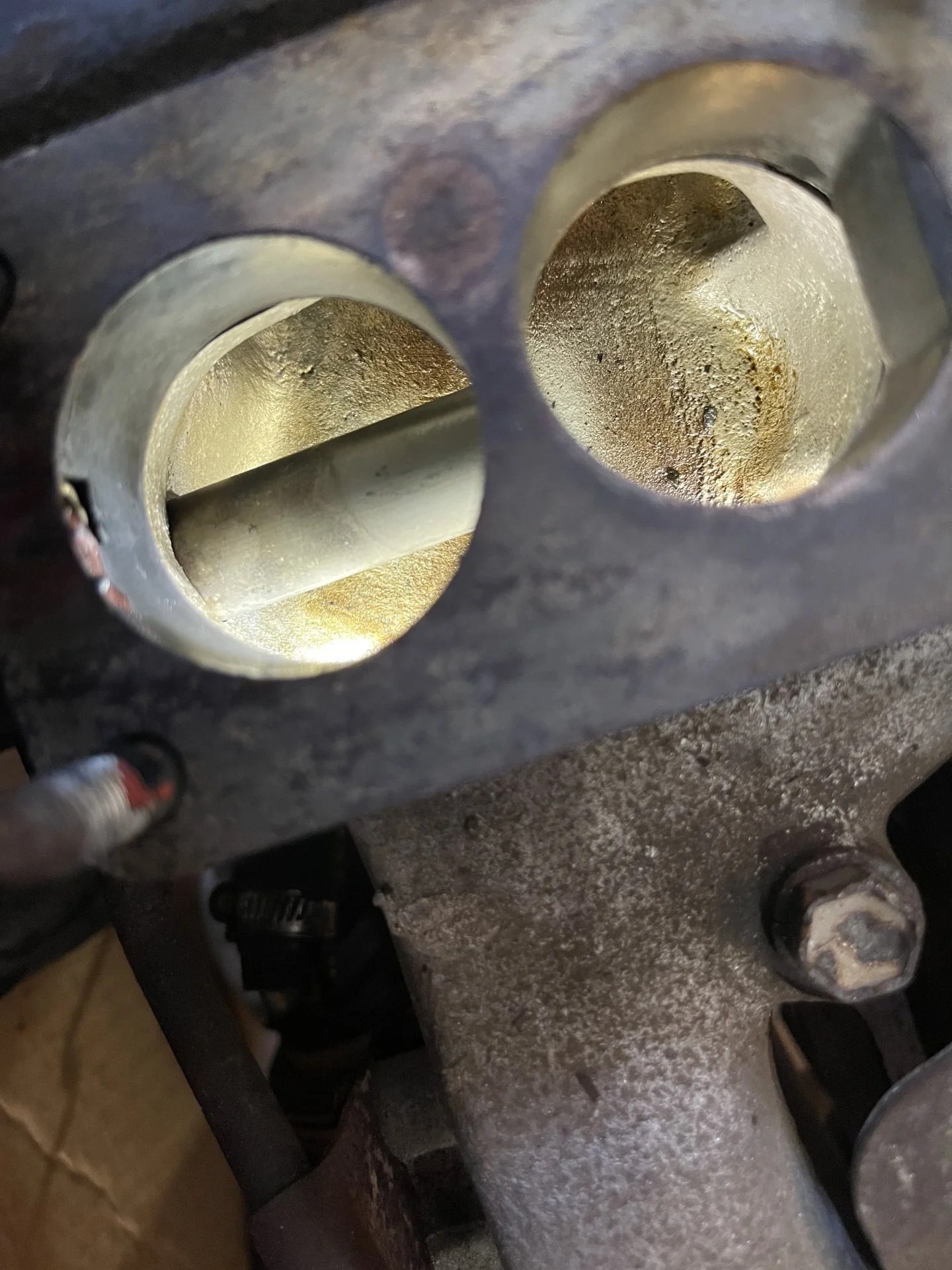 SOLD Nevada 2F Intake/Exhaust manifold w/carb and smog tubing stuff