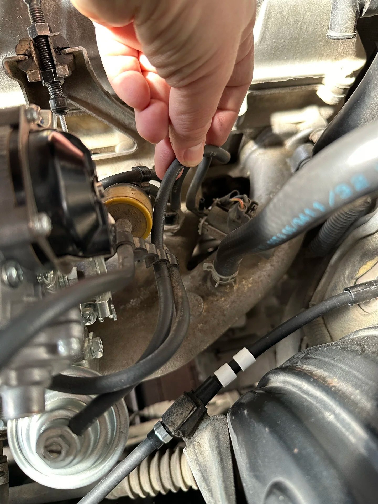 How to solve sticky throttle IH8MUD Forum