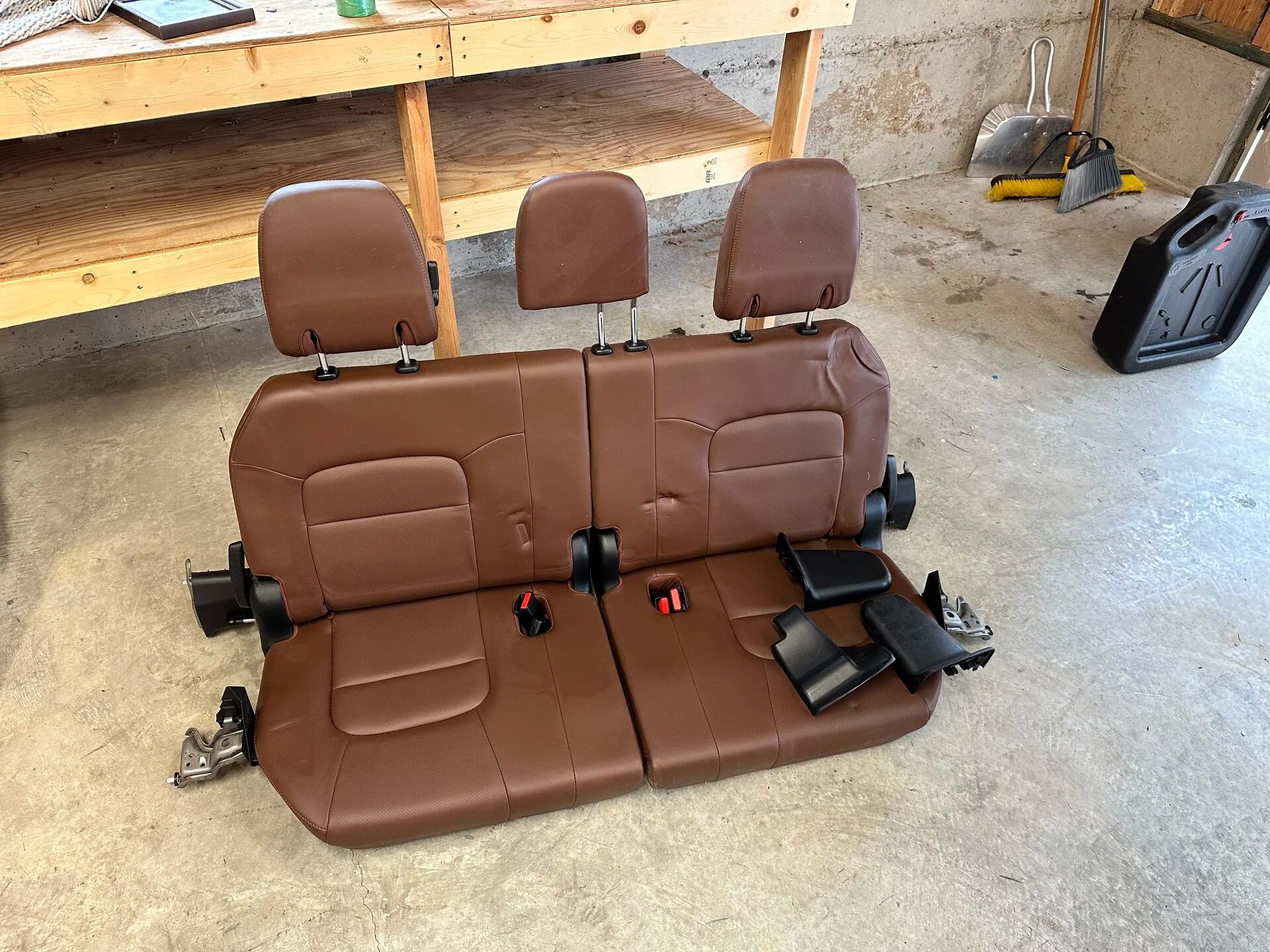 For Sale - Seattle: 200 Series Third Row Seats- Terra | IH8MUD Forum