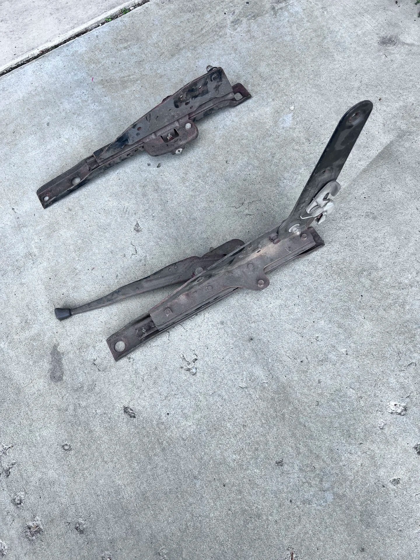 For Sale SLC Utah FJ40 Bucket Seat Driver Side Slide Brackets IH8MUD Forum