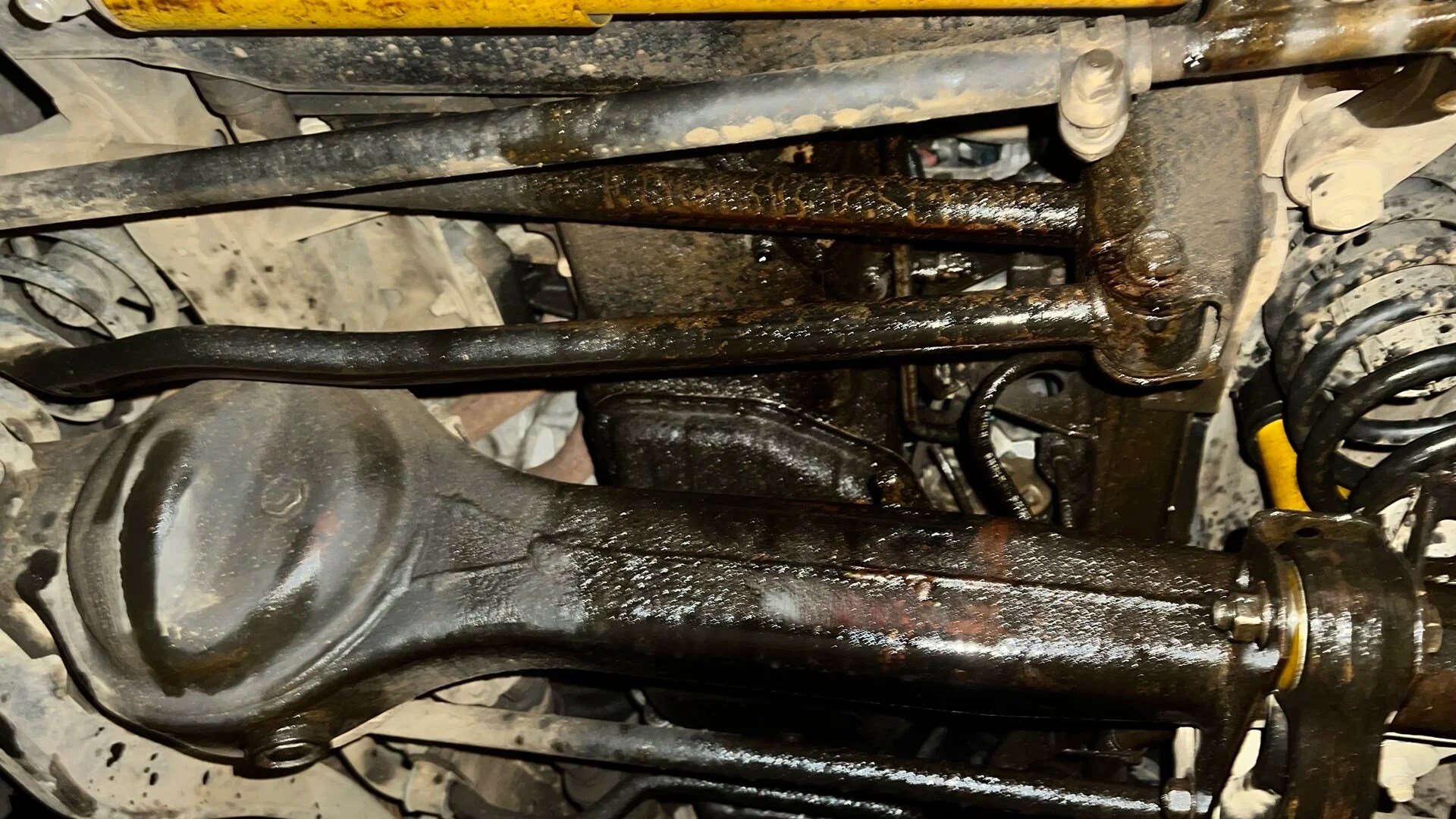 Very Bad oil leak popped up fast. Help needed | IH8MUD Forum