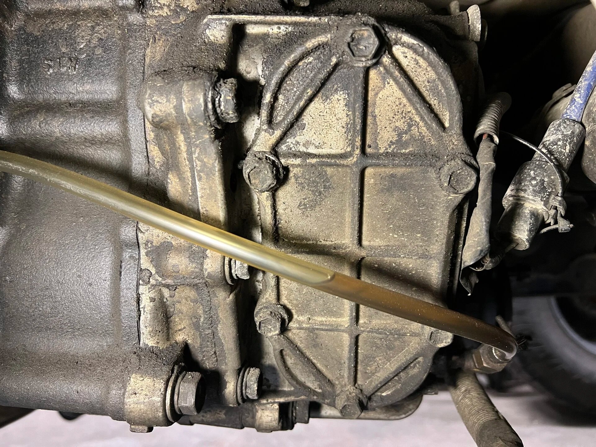 Transmission/transfer case seal leak? IH8MUD Forum