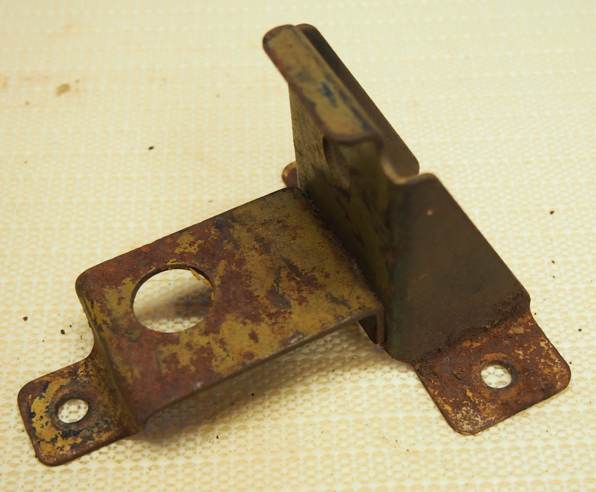 For Sale PA under seat jack bracket IH8MUD Forum