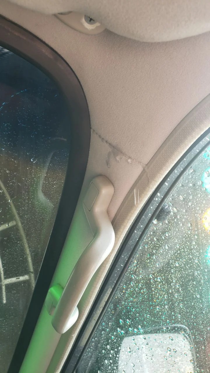Water leak in passenger A-pillar | IH8MUD.com Forum | Toyota, Lexus & Off-Road Community Discussions