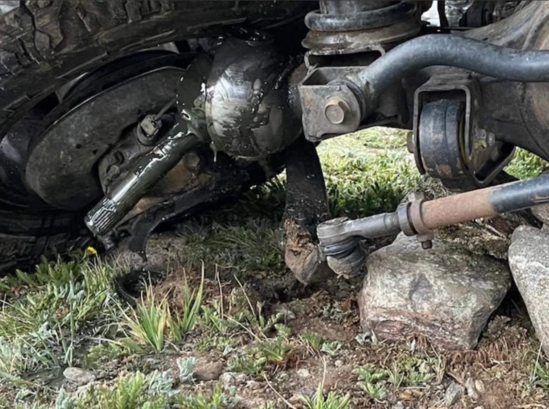 Steering knuckle stud failure. IH8MUD Forum