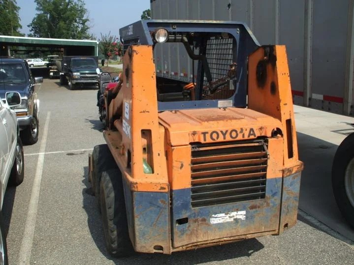 Toyota skid steer IH8MUD Forum