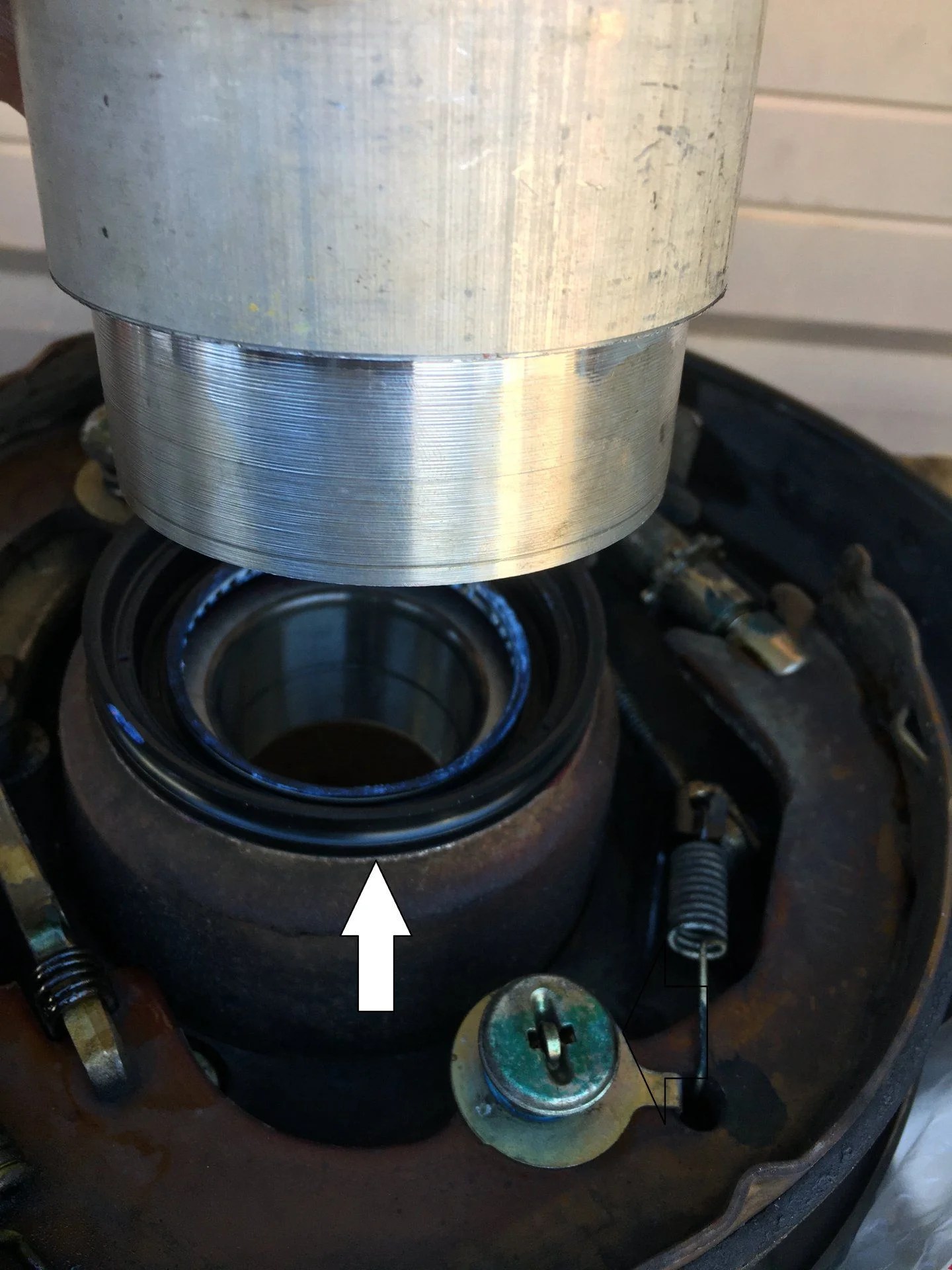 Rear Wheel Bearing Service Inner Race Stuck to Axle Shaft IH8MUD Forum