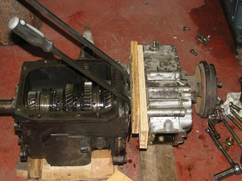 1978 fj40 transfer case removal, how to? IH8MUD Forum