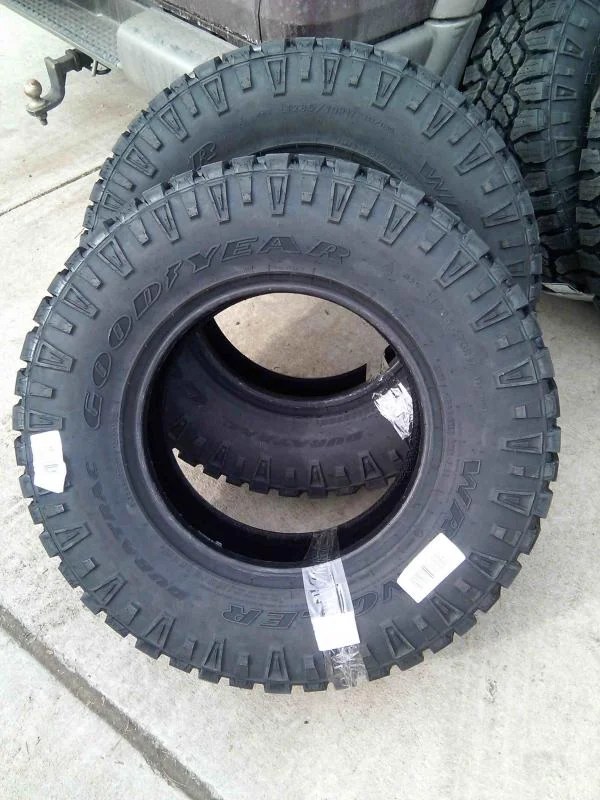 Goodyear Duratracs on FJ62 with FJ Cruiser Wheels...Pics Ahoy IH8MUD