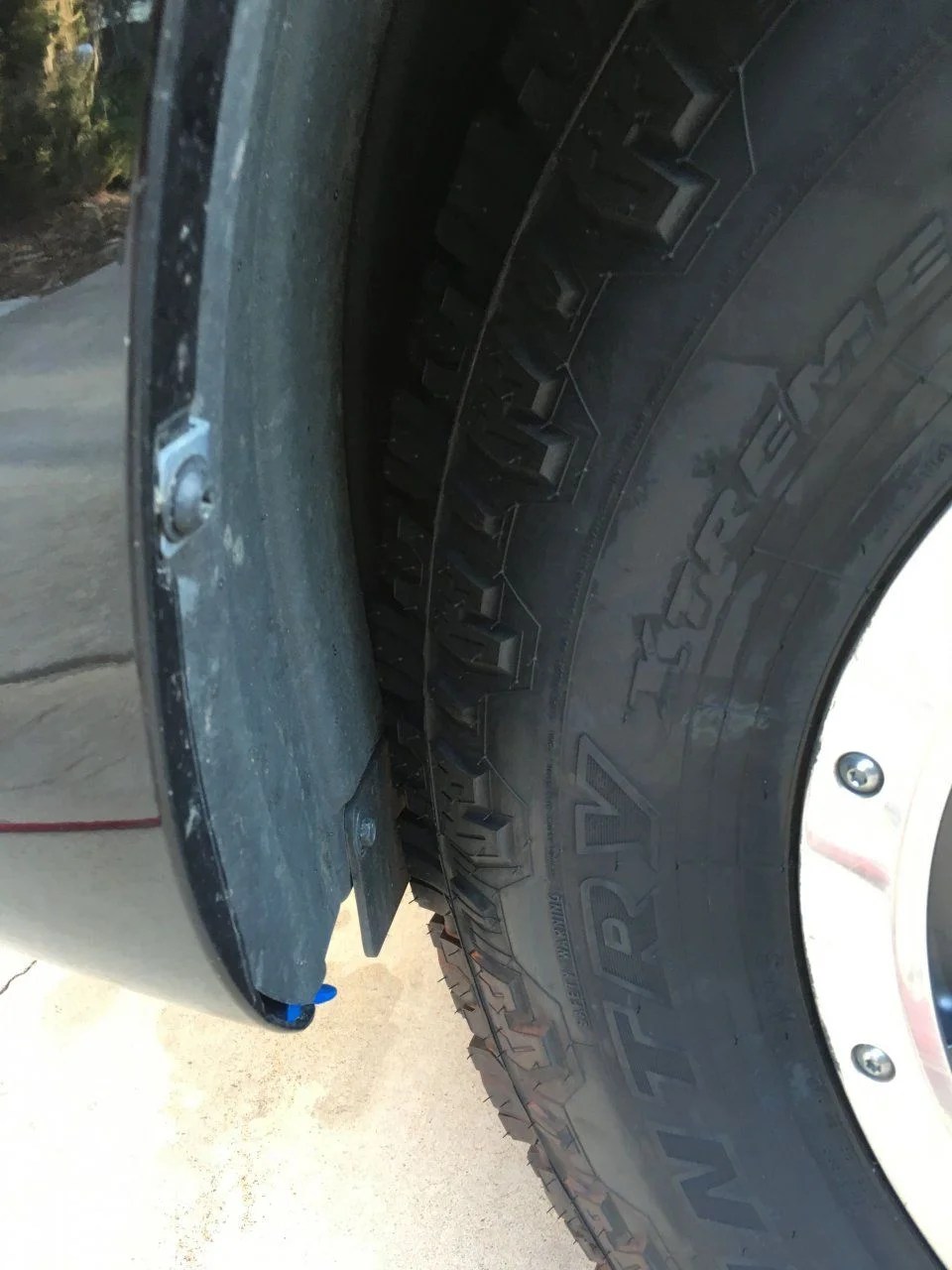 Trimming Wheel Well for Larger Tires IH8MUD Forum