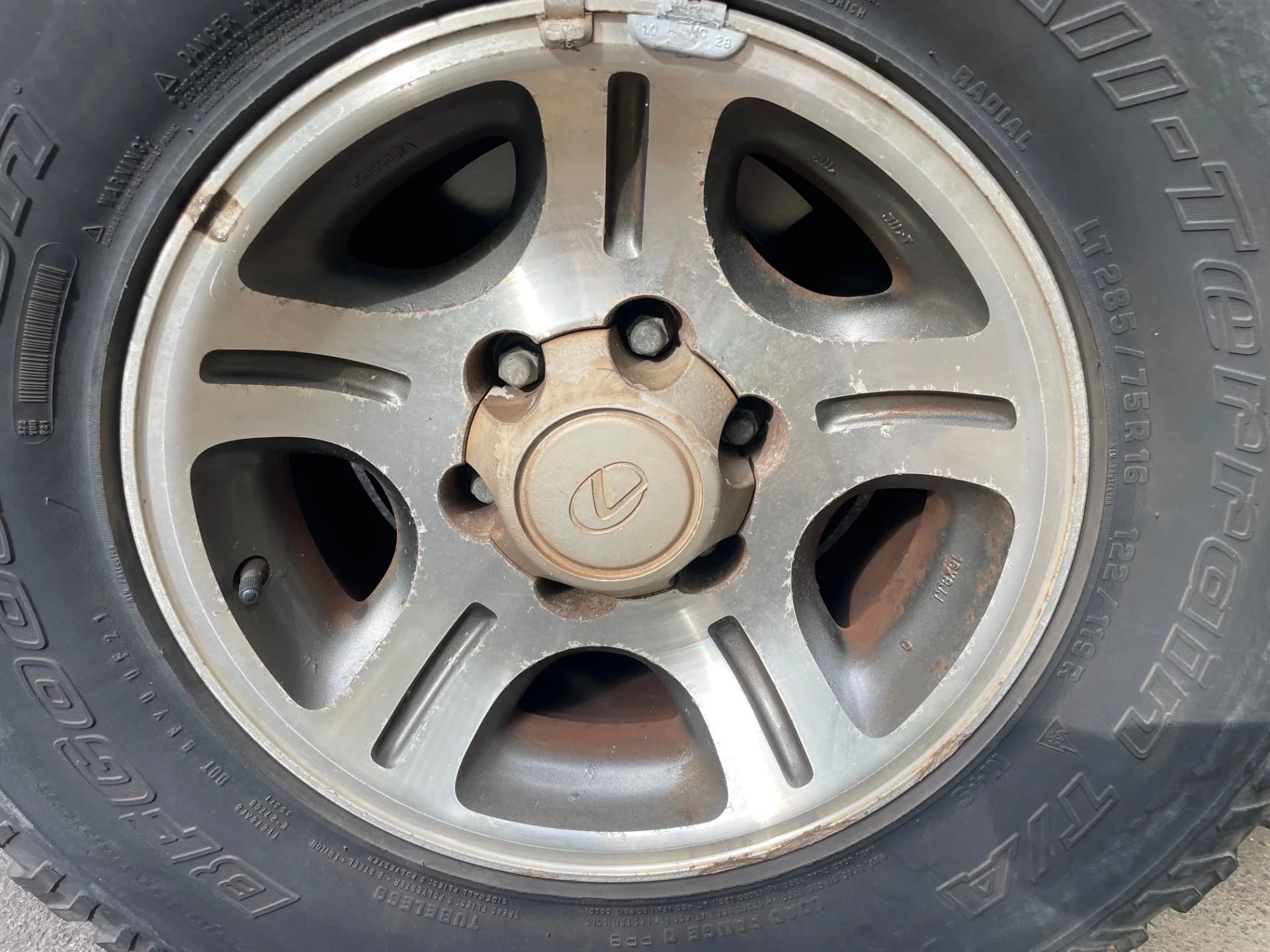 SOLD Set of 4 LX450 wheels Rock Hill, SC IH8MUD Forum