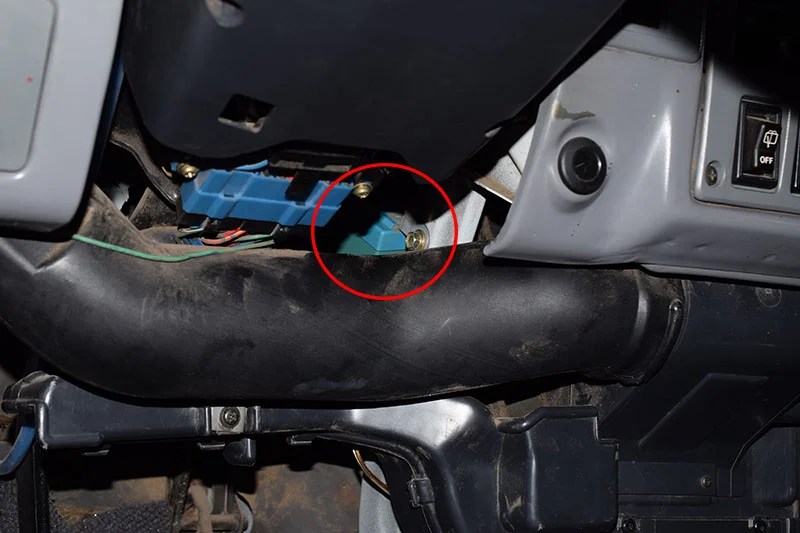 Wanted FJ60 Wiper Control 8594090A04 (blue one) IH8MUD Forum