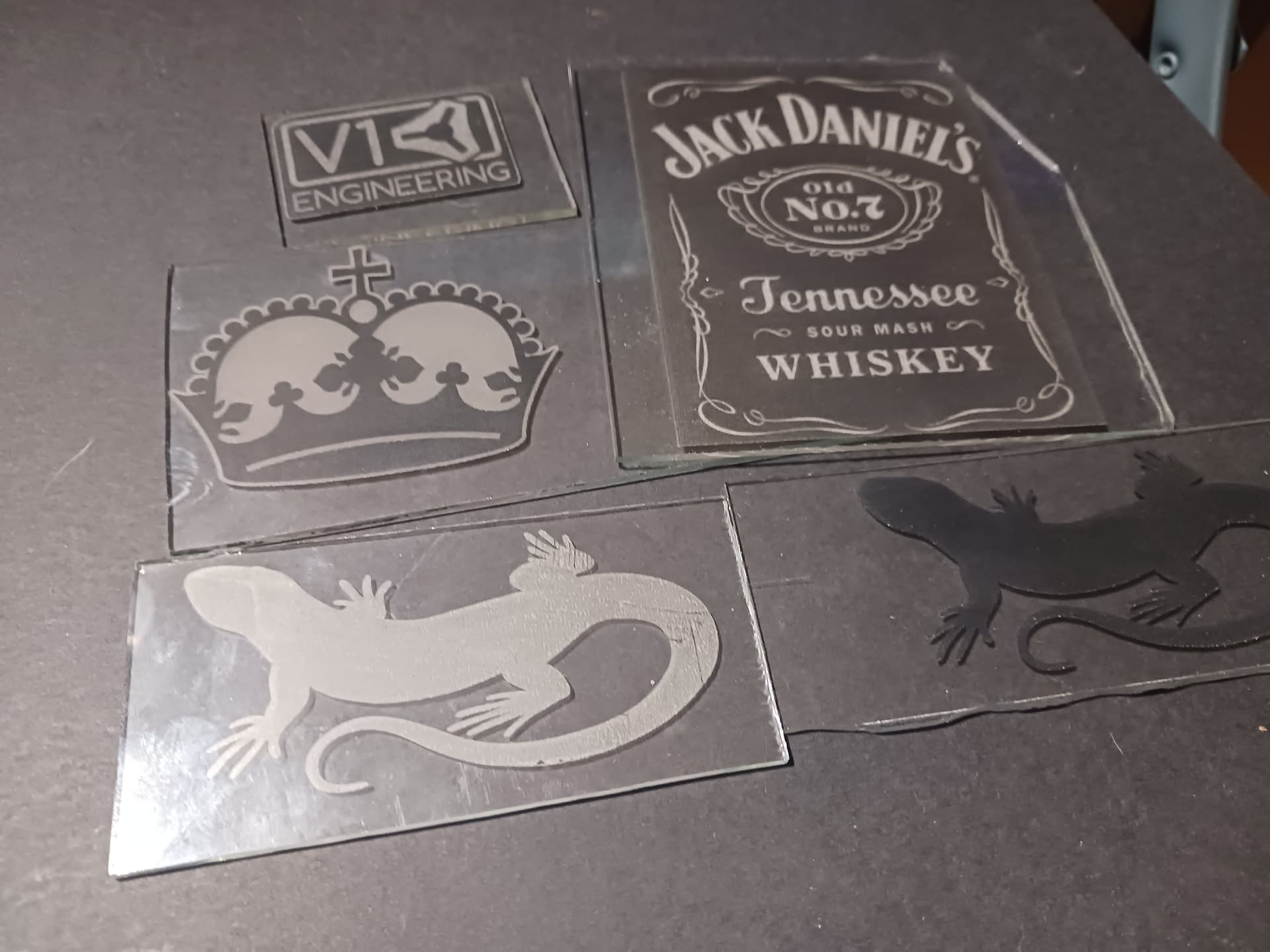 Laser settings for engraving/etching picture frames glass LightBurn