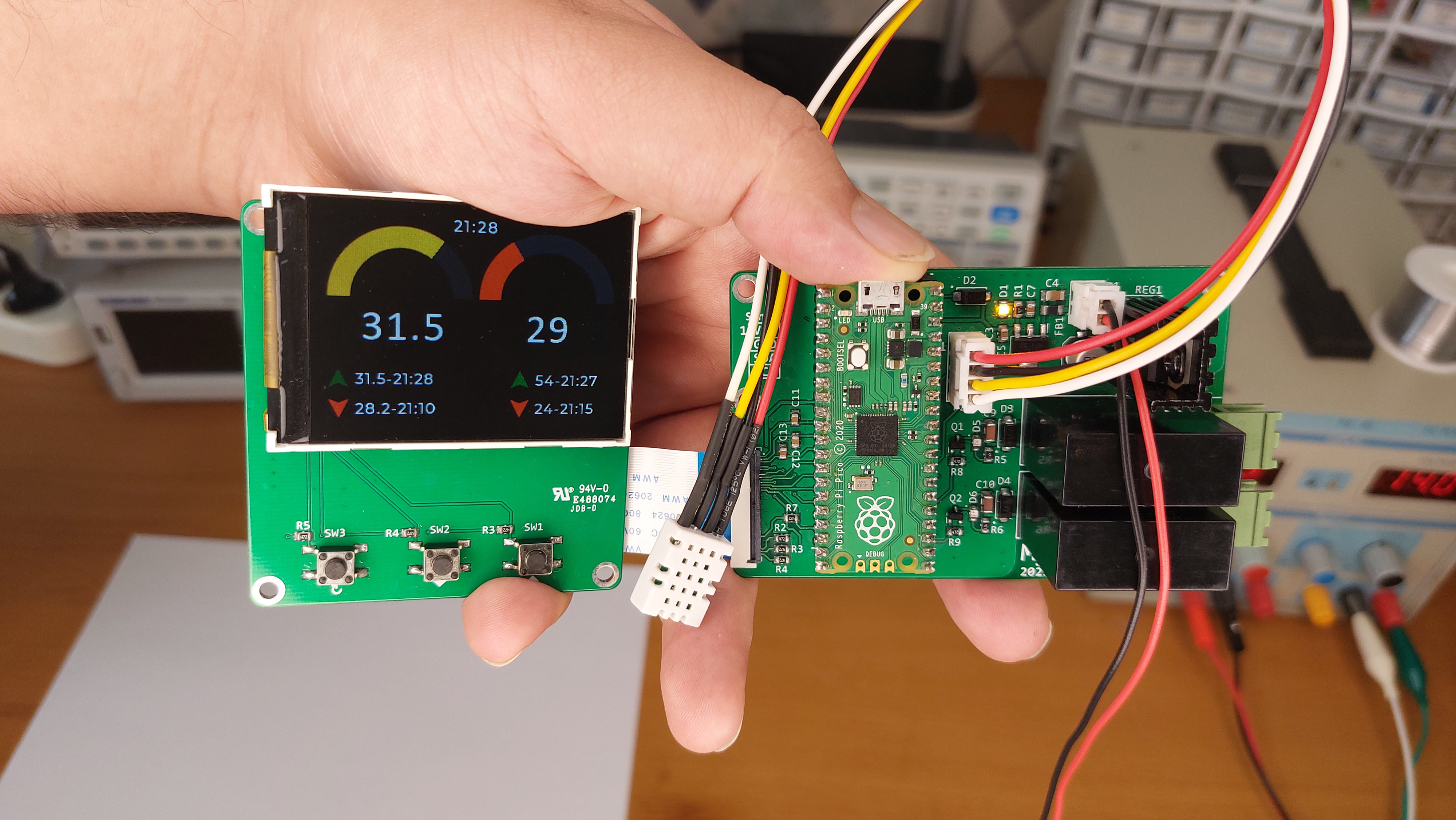 Temperature & Humidity Control Unit Using a Raspberry Pi Pico My
