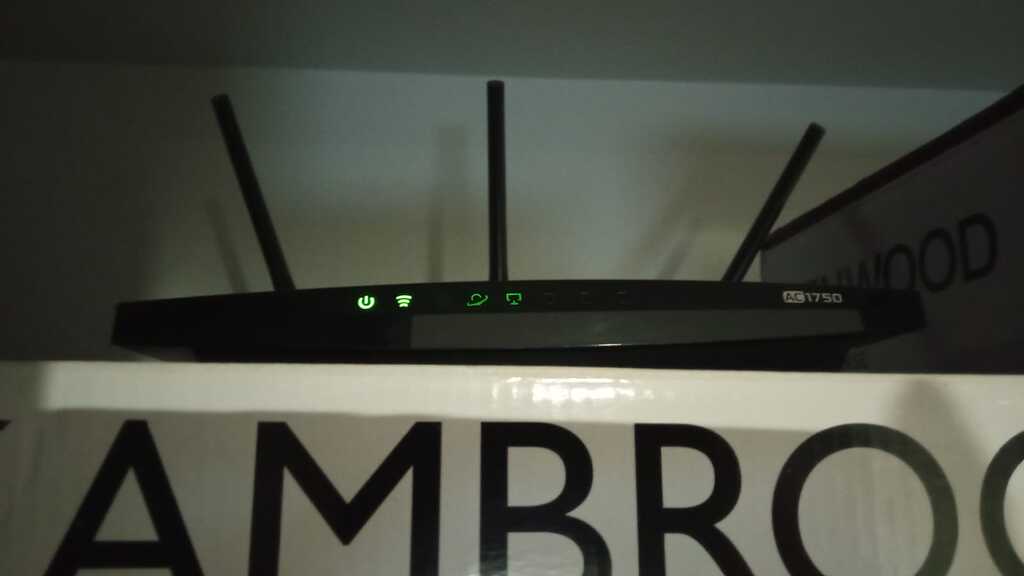 All lights flashing nonstop on router Installing and Using OpenWrt