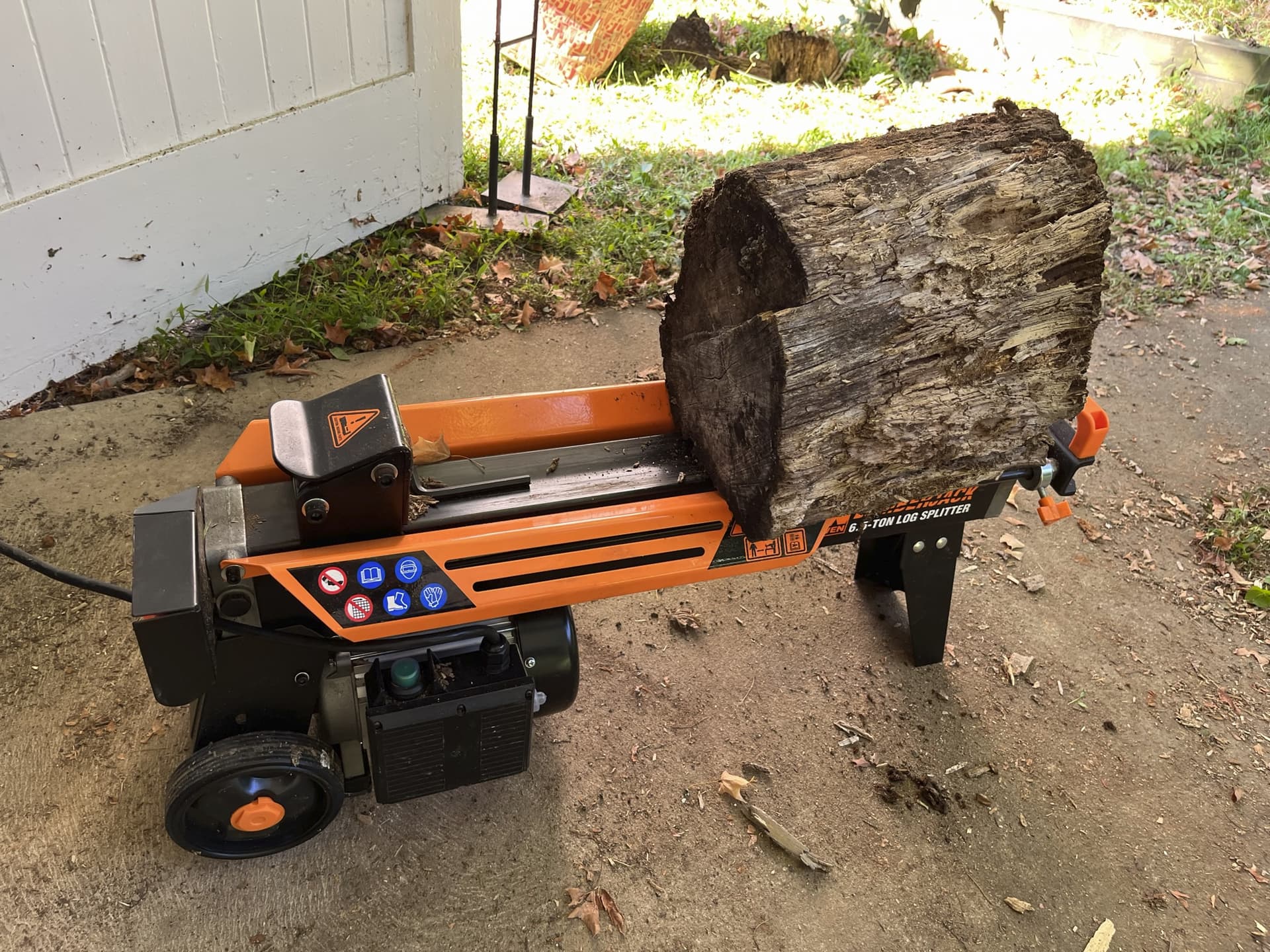 I'm a lumberjack: the log-splitting thread - Everything else - Quarter