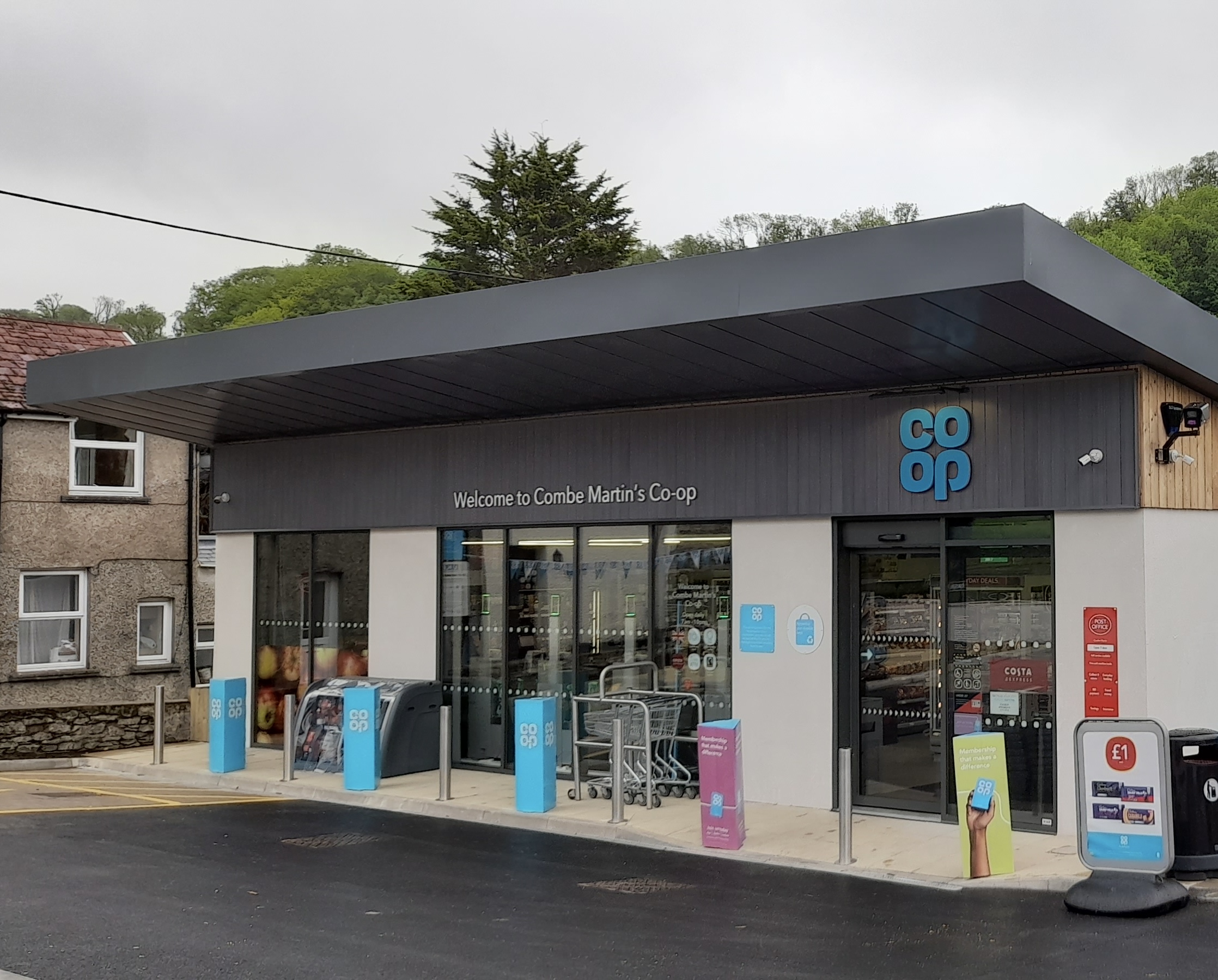 Combe Martin, Coop Forum Contracts