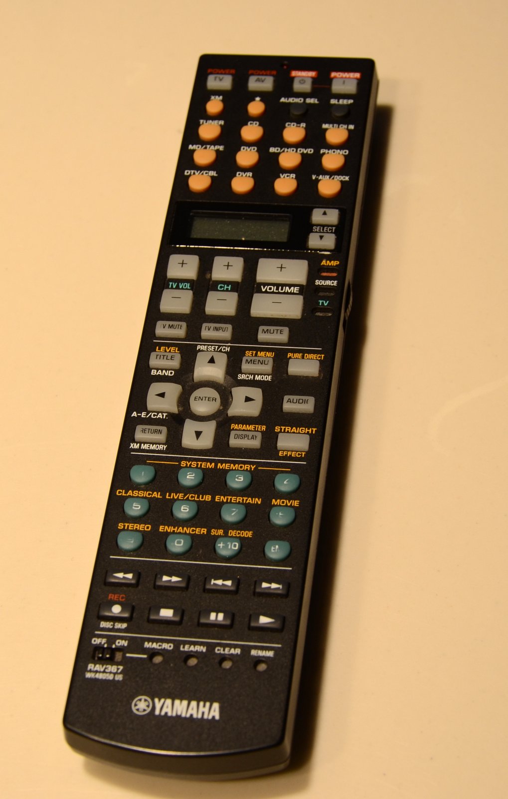 FS: Yamaha RX-V1800 AVR--near pristine, complete package, $275