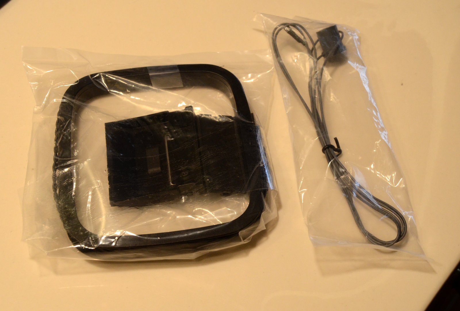 FS: Yamaha RX-V1800 AVR--near pristine, complete package, $275