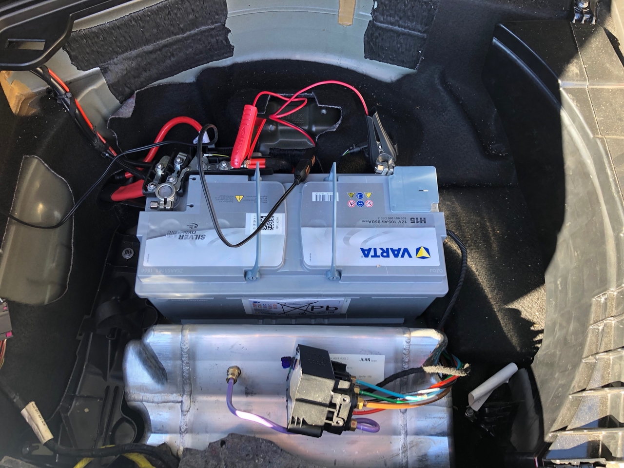 [Tuto] Changement de batterie A6 4G C7 A6 C7 / A6L C7 / allroad C7