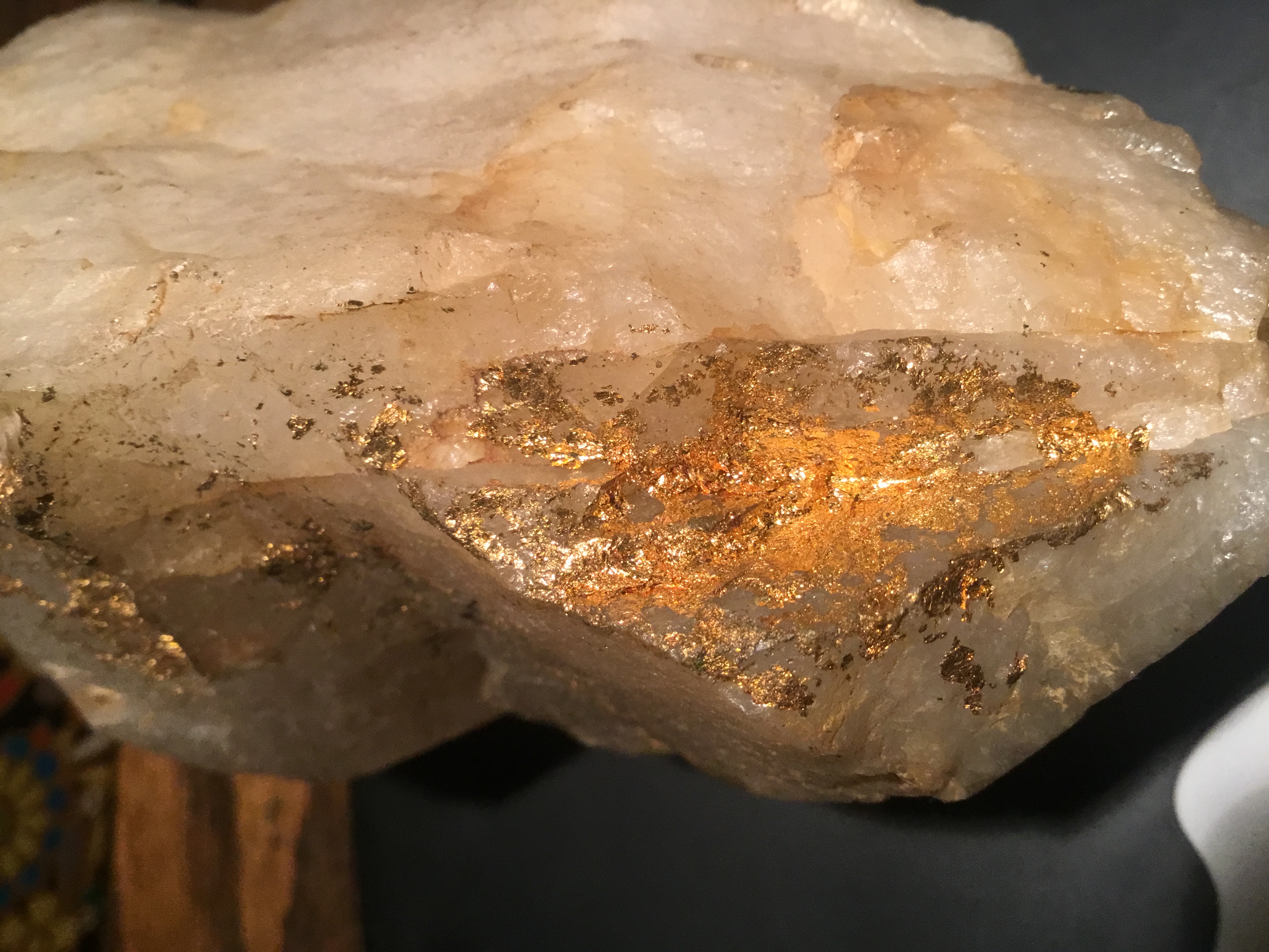 Gold in Quartz Valuation? Worth anything? Gem Related Discussion
