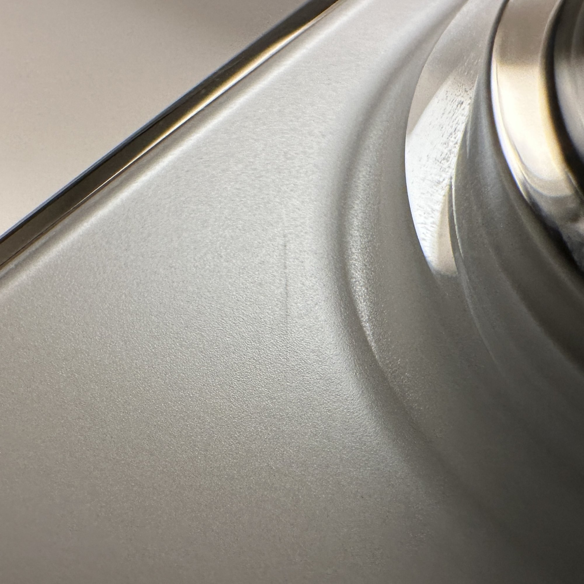 Slightest Scratch on Back of iPhone 14 Pro Max Out of Box MacRumors