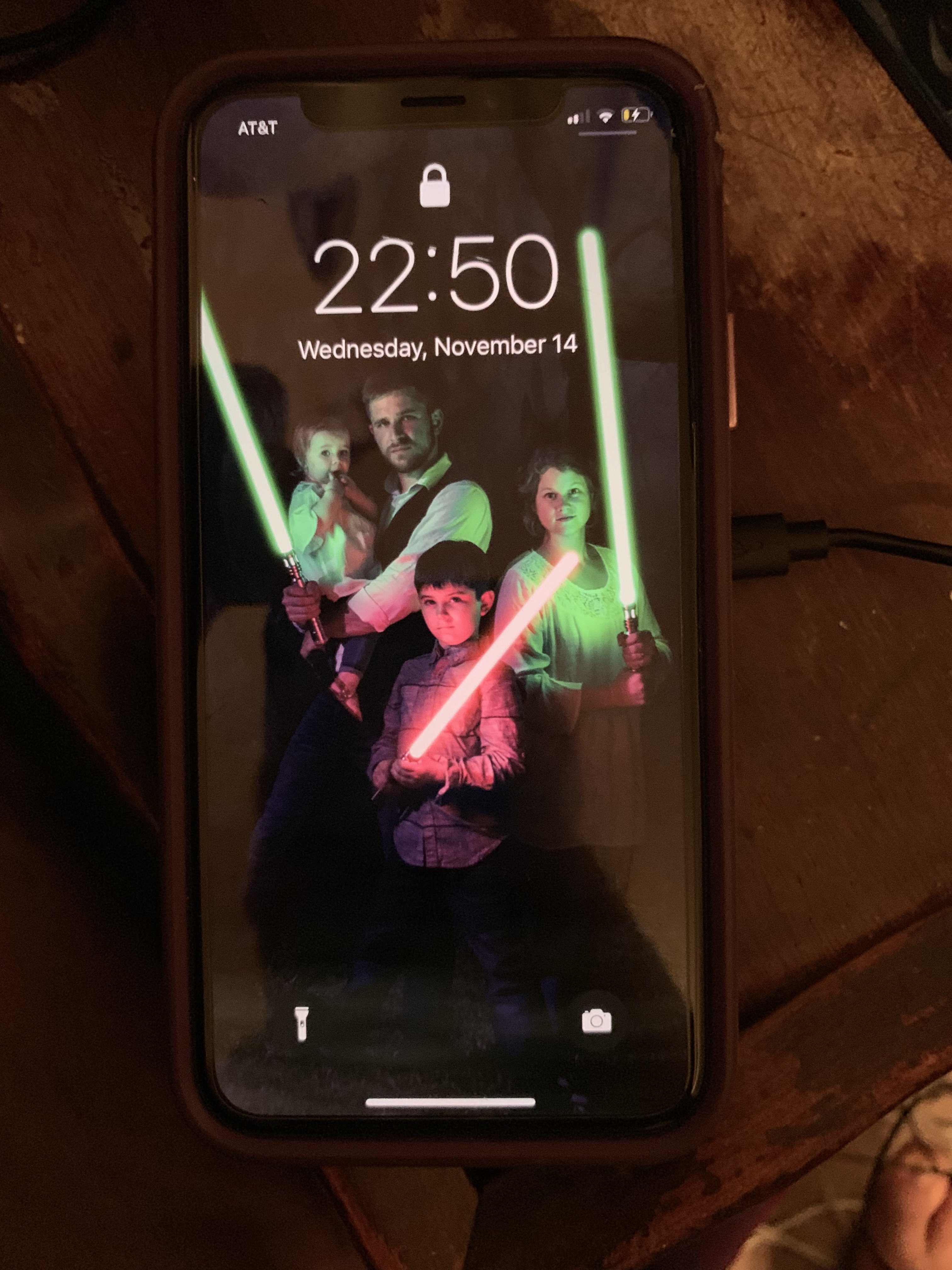 Would wireless charging still work with a case or popsocket? | Page 2