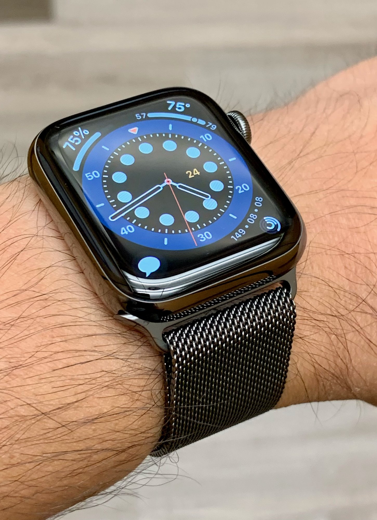 Apple Watch Series Graphite Versus Silver Stainless Steel, 56 OFF