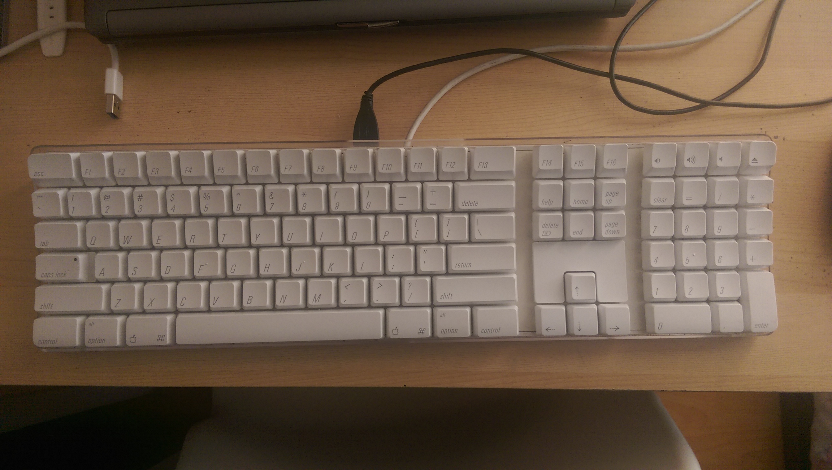 Apple aluminium wired keyboard and older ones. Miss em? MacRumors Forums