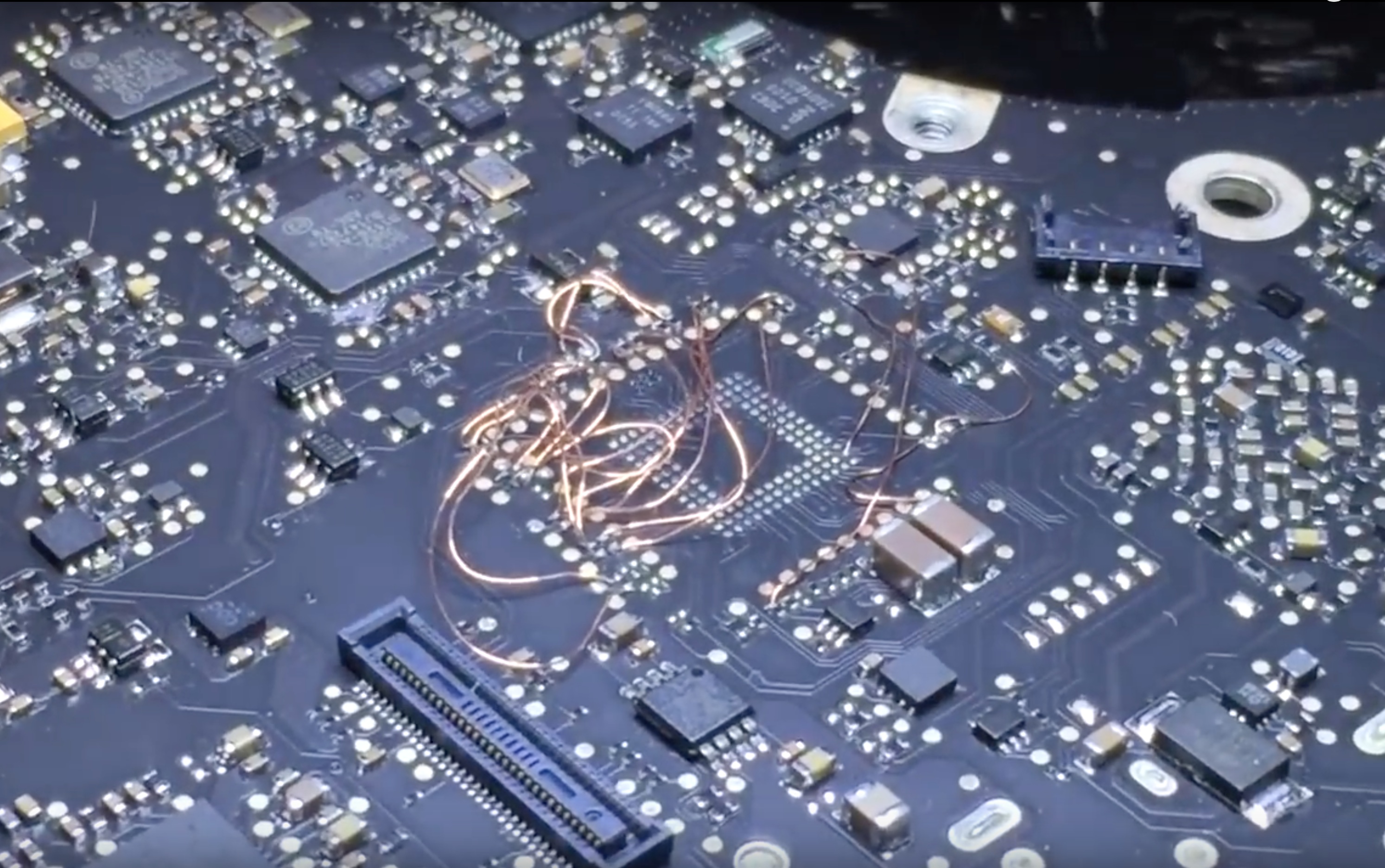 How to Permanently Disable 2011 15"/17" MacBook Pro Dedicated GPU Mac