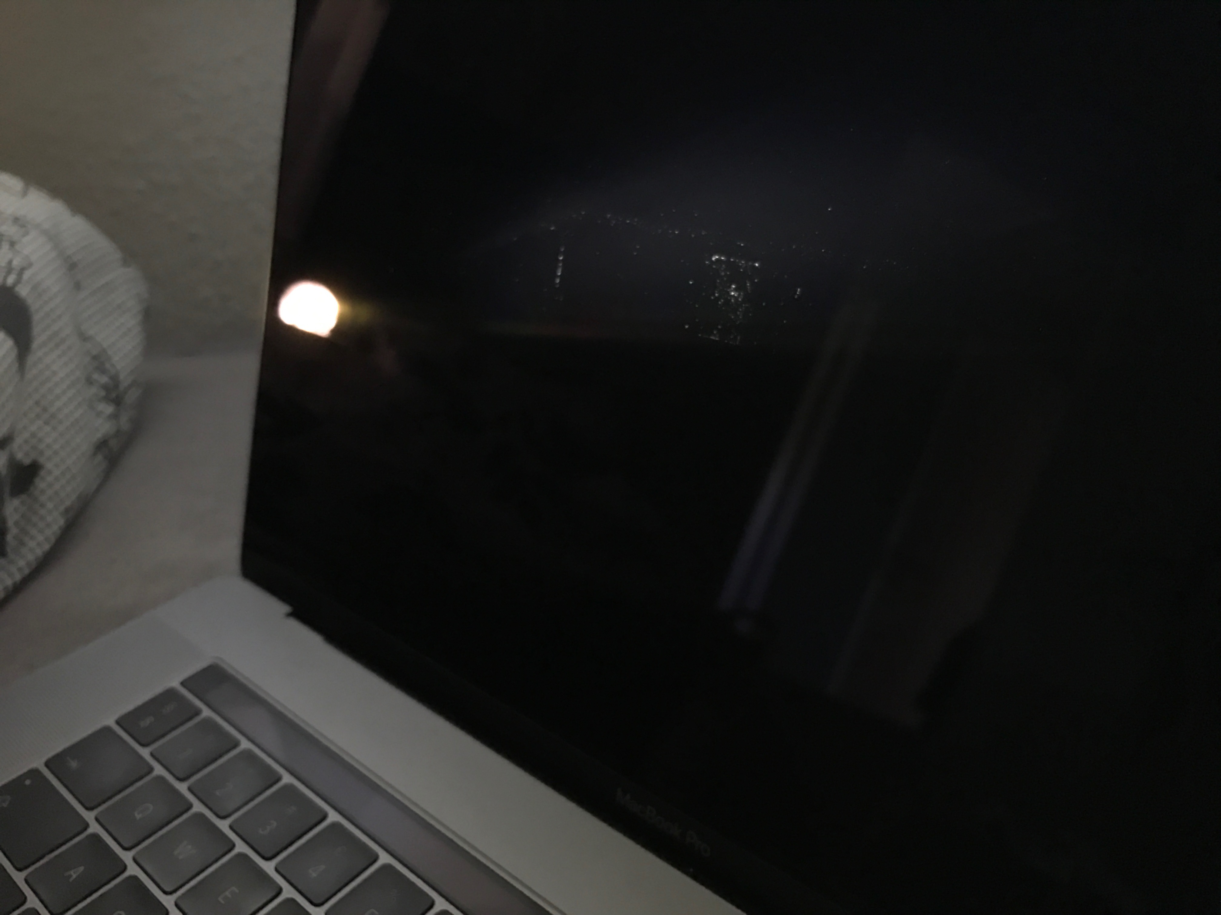 MacBook Pro 2016 Display scratches easily MacRumors Forums
