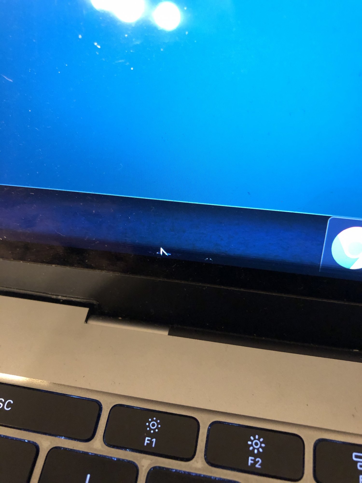 Black bar at the bottom of the display (MBP 2016) MacRumors Forums